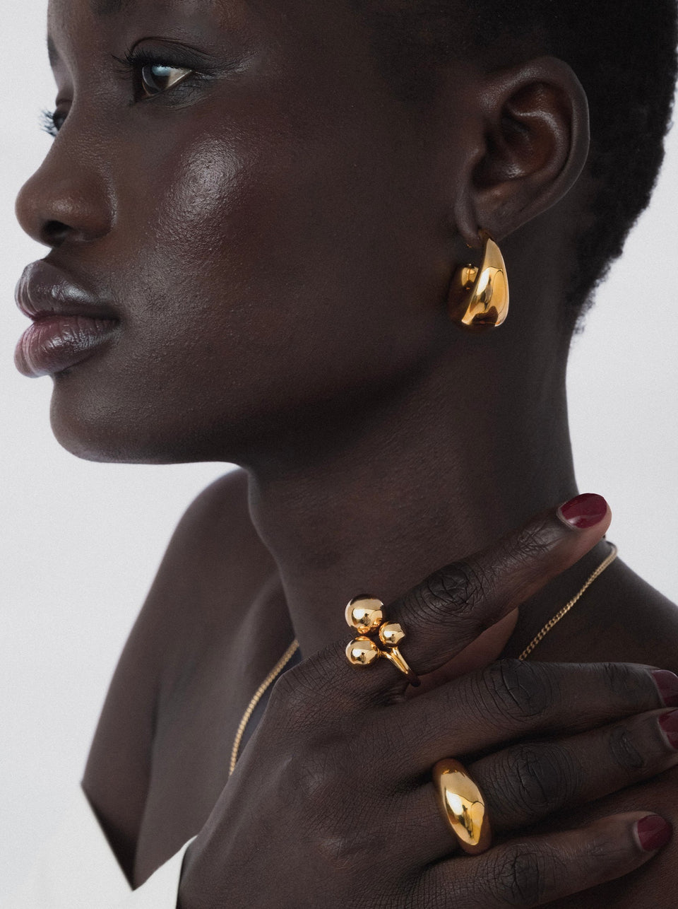Bolded Earrings Gold
