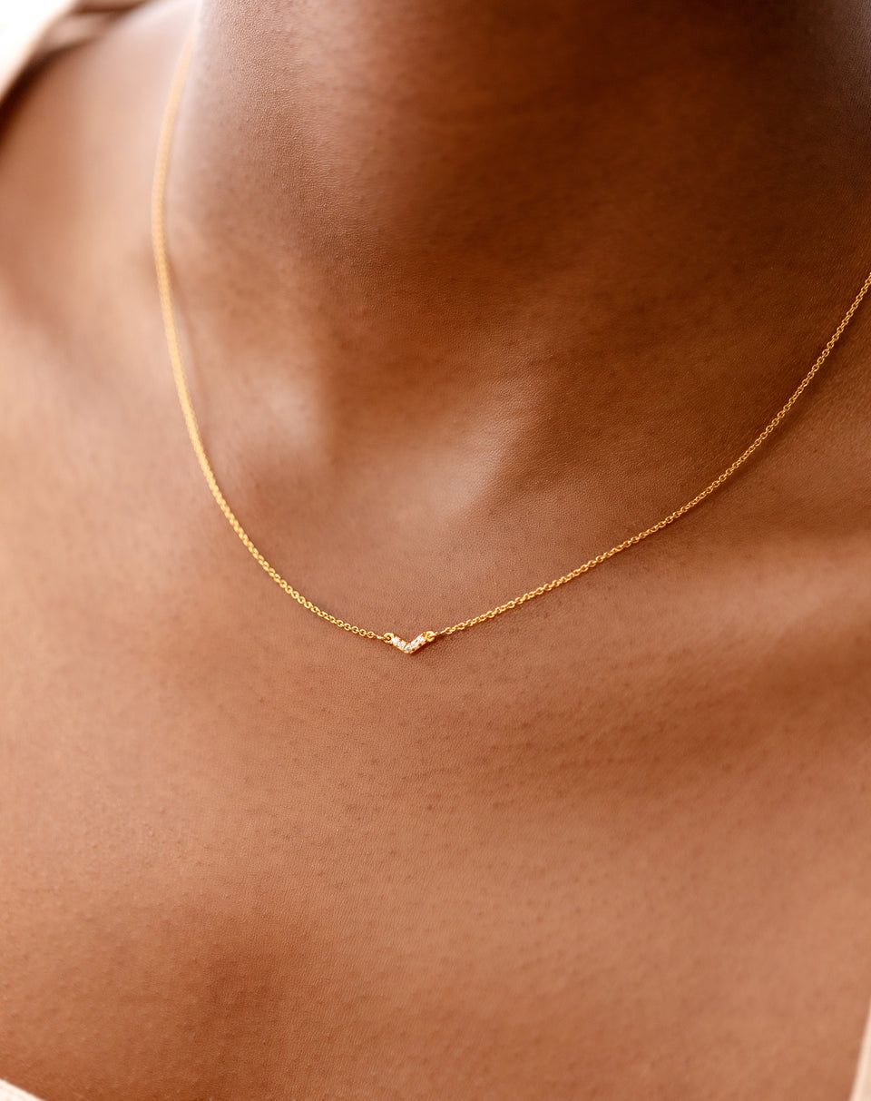Mini Arrow Necklace Gold