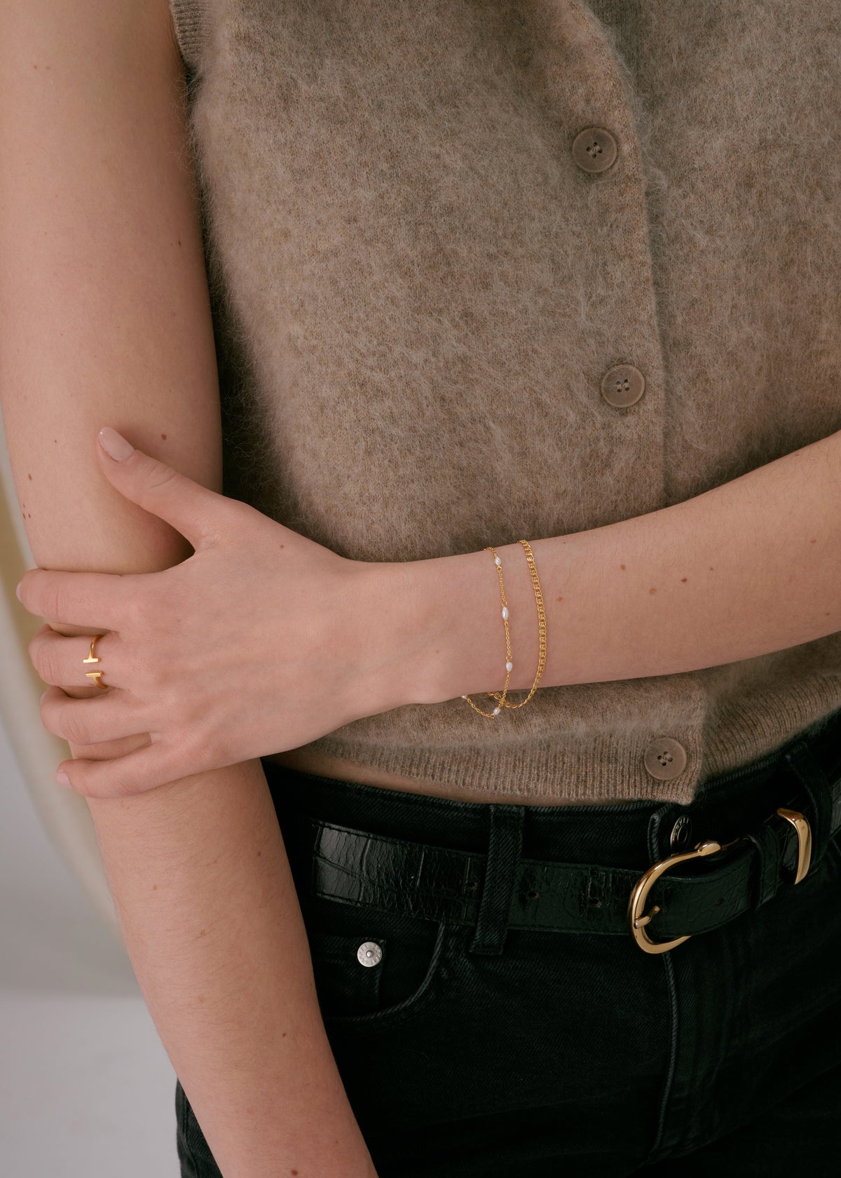 Treasure Multi Pearl Bracelet Gold