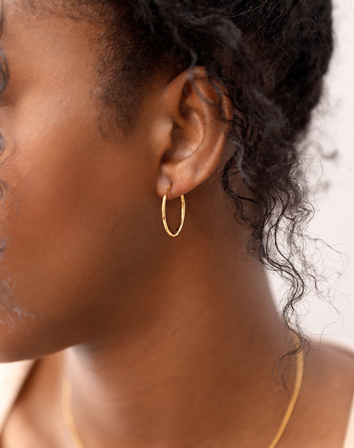 Beloved Medium Hoops Gold