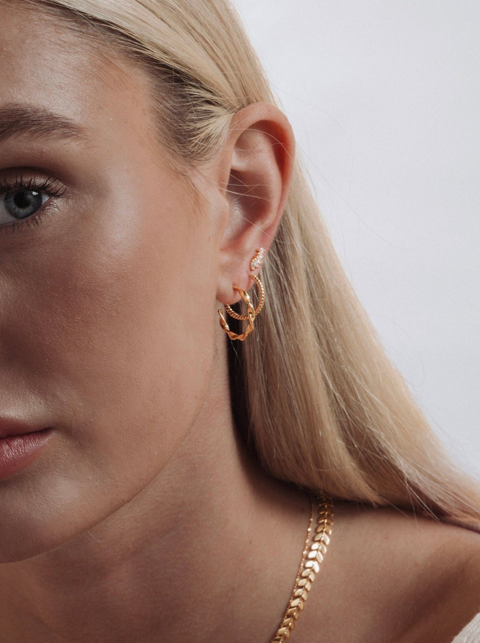 Theodora Earrings Gold