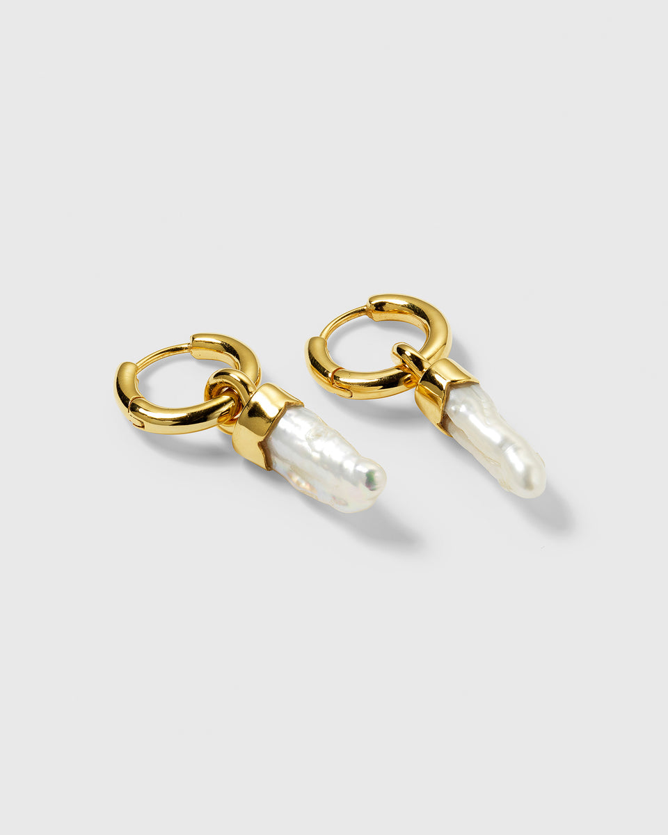 Mrs H Pearl Earrings Gold