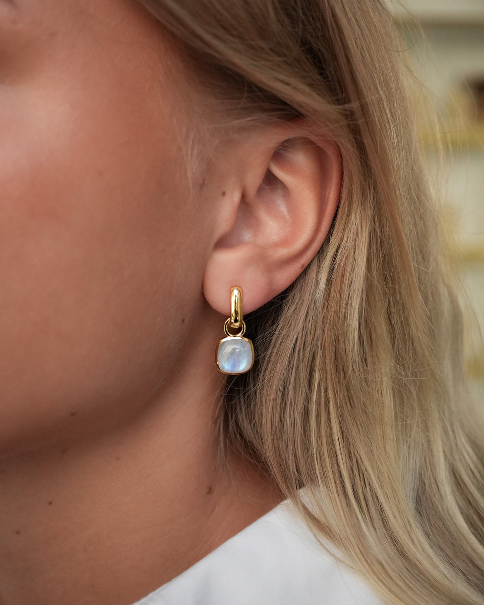 Lumera Earrings Gold