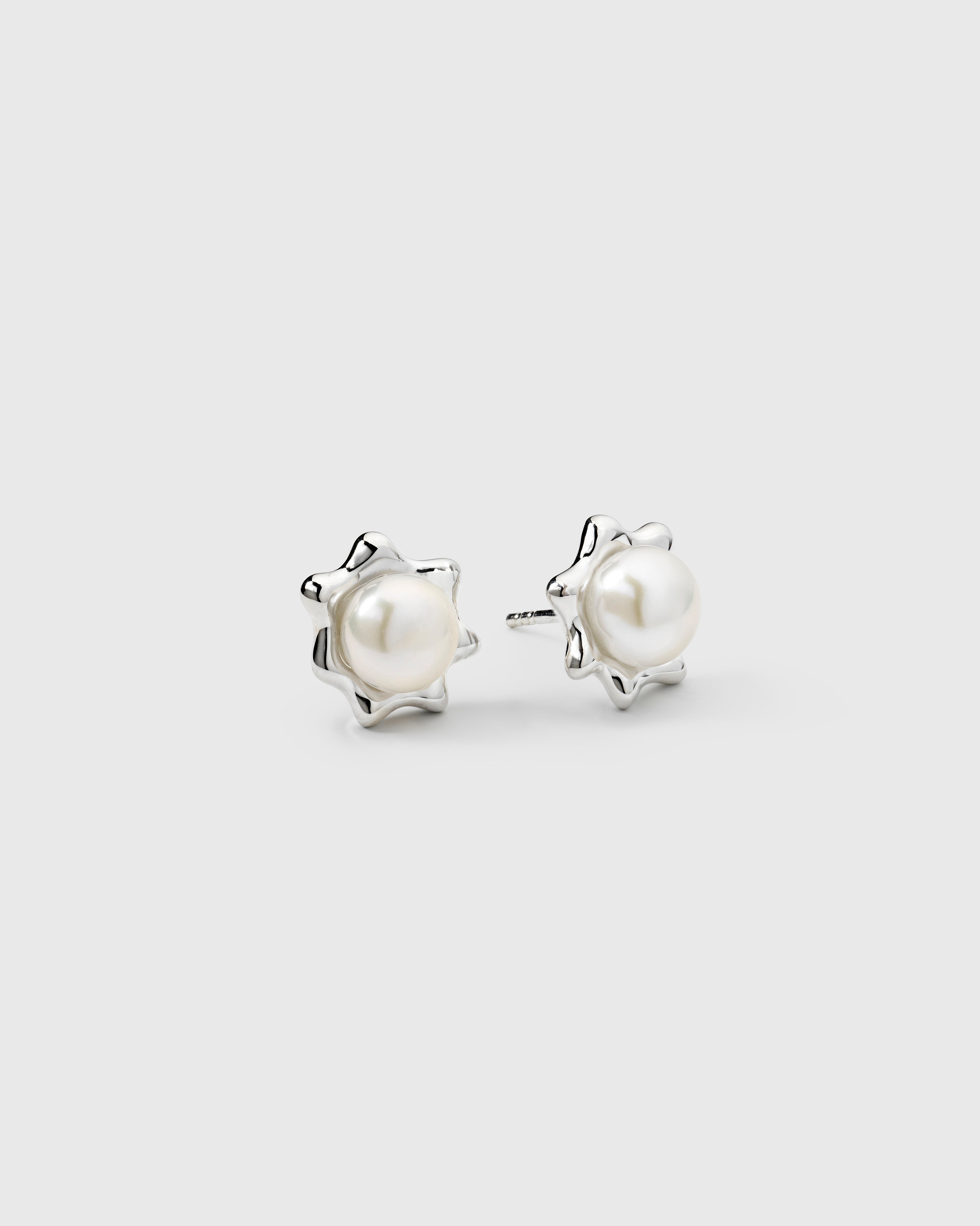 Florentina Pearl Studs Silver