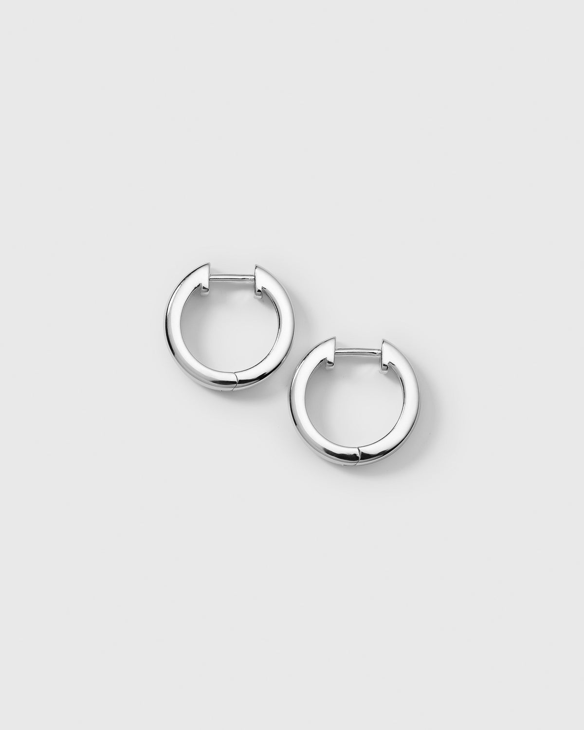 Cavelle Big Plain Hoops Silver