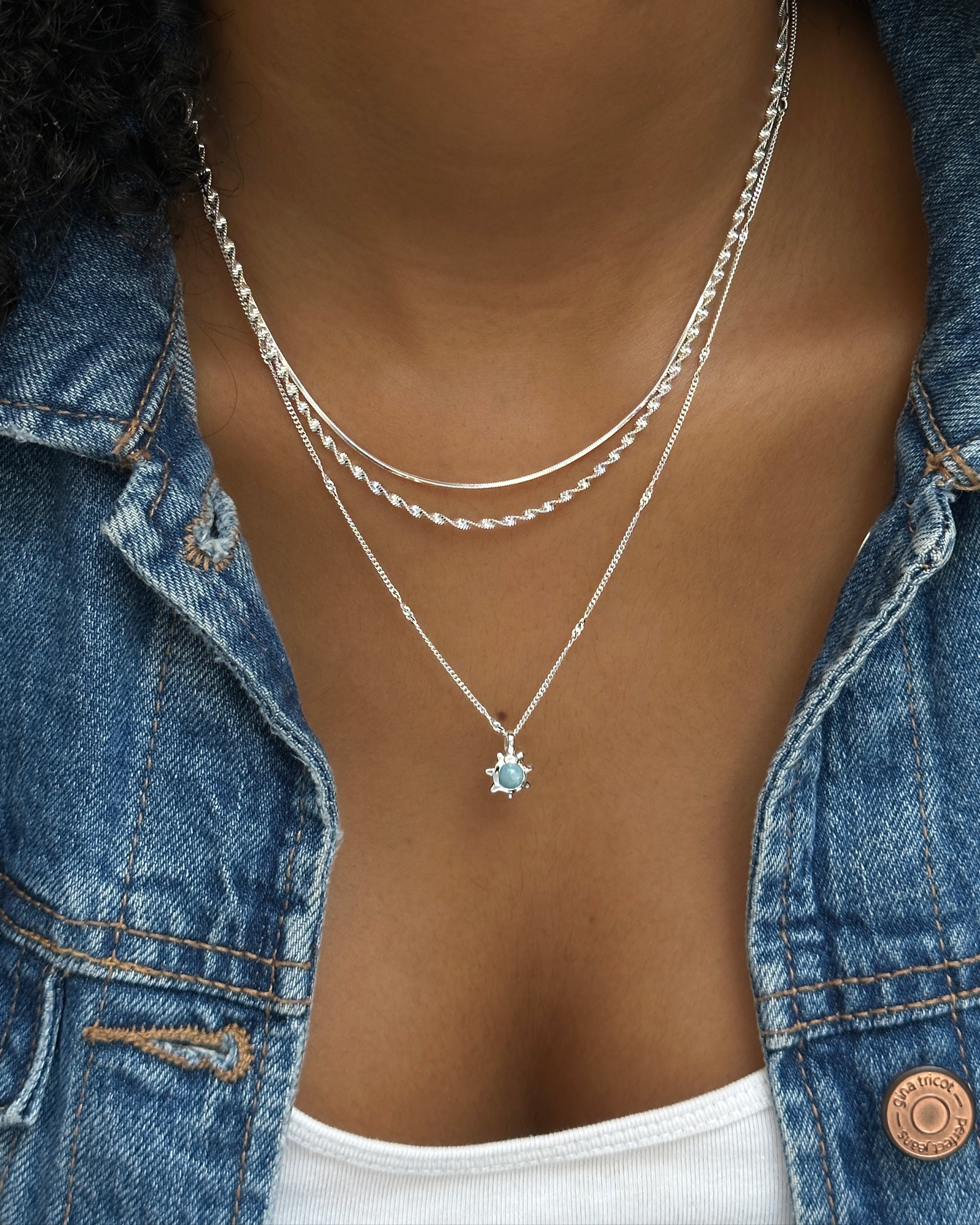 Florentina Necklace Silver - Flower pendant with aquamarine | Syster P