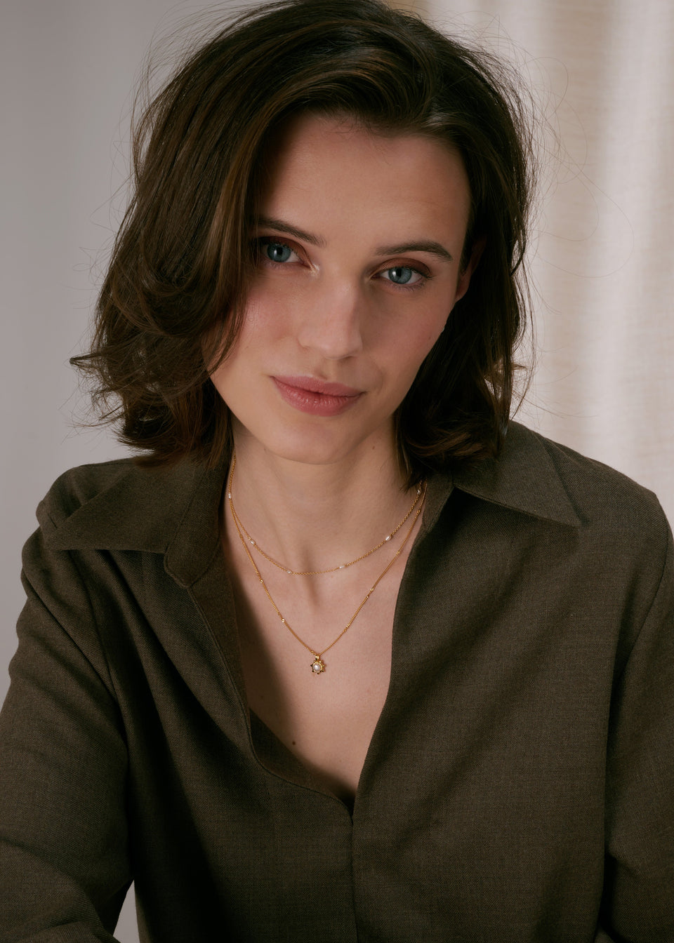 Treasure Multi Pearl Necklace Gold