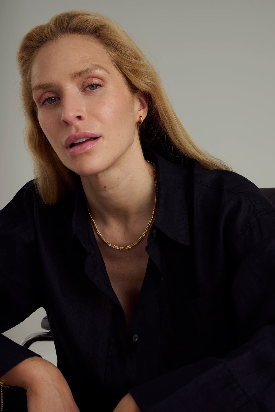 Cavelle Big Plain Hoops Gold