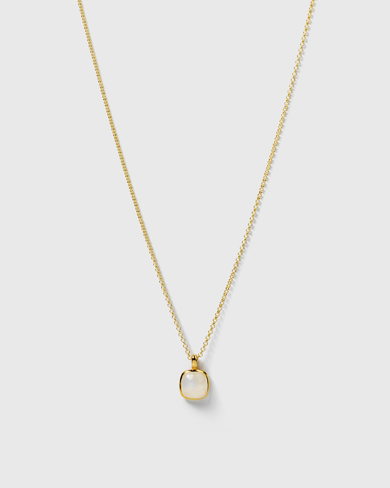 Lumera Necklace Gold