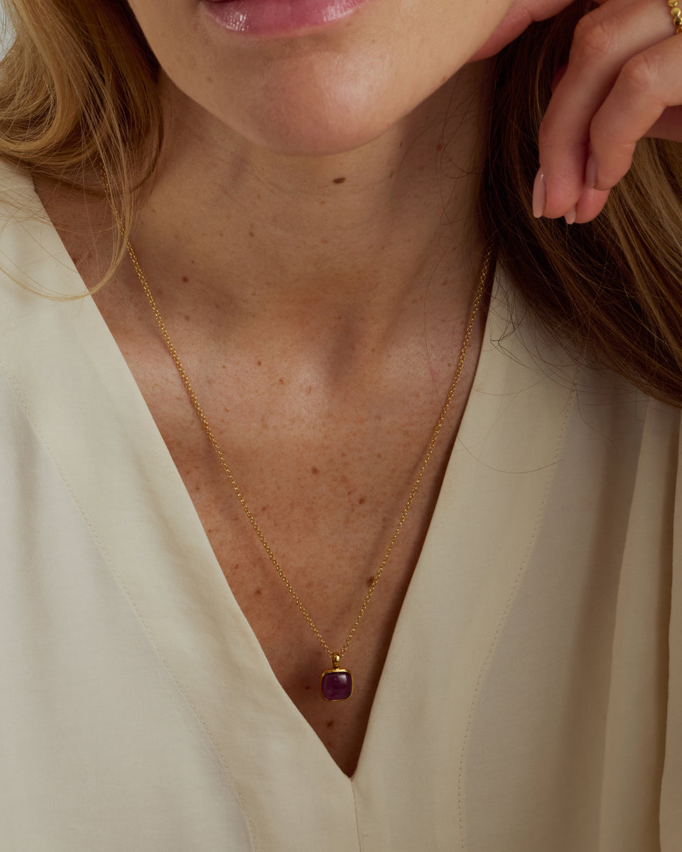 Lumera Necklace Gold